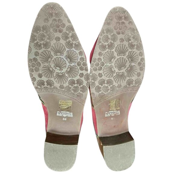 Vibrant Pink and Black Floral Mules Runs Wide - Picture 6 of 11